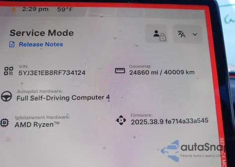2024 Tesla Model 3 Long Range Dual Motor All-Wheel Drive z USA, uszkodzony, nr VIN 5YJ3E1EB8RF734124